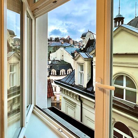 Hotel Zlaty Sloup Karlovy Vary Esterno foto